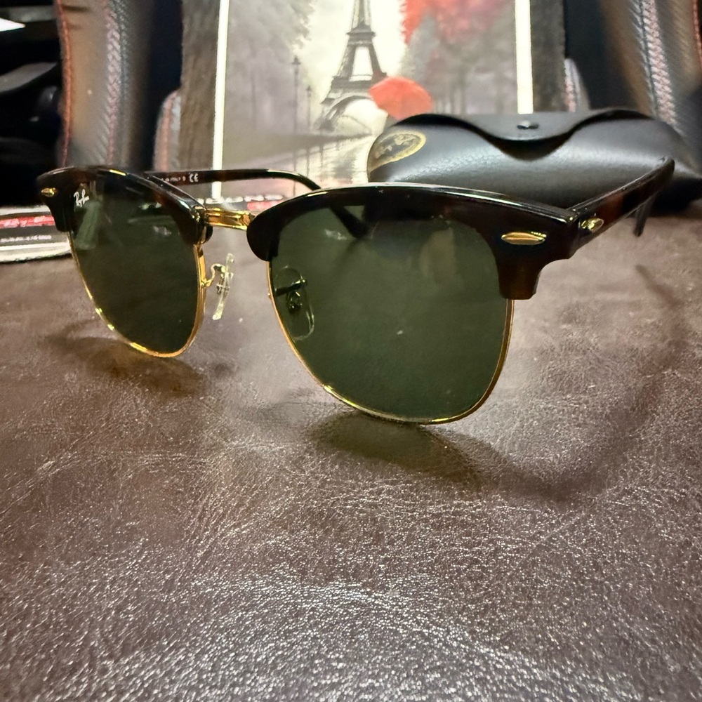 Ray-Ban 3016 Clubmaster Tortoise Shell G15 green lenses 51mm